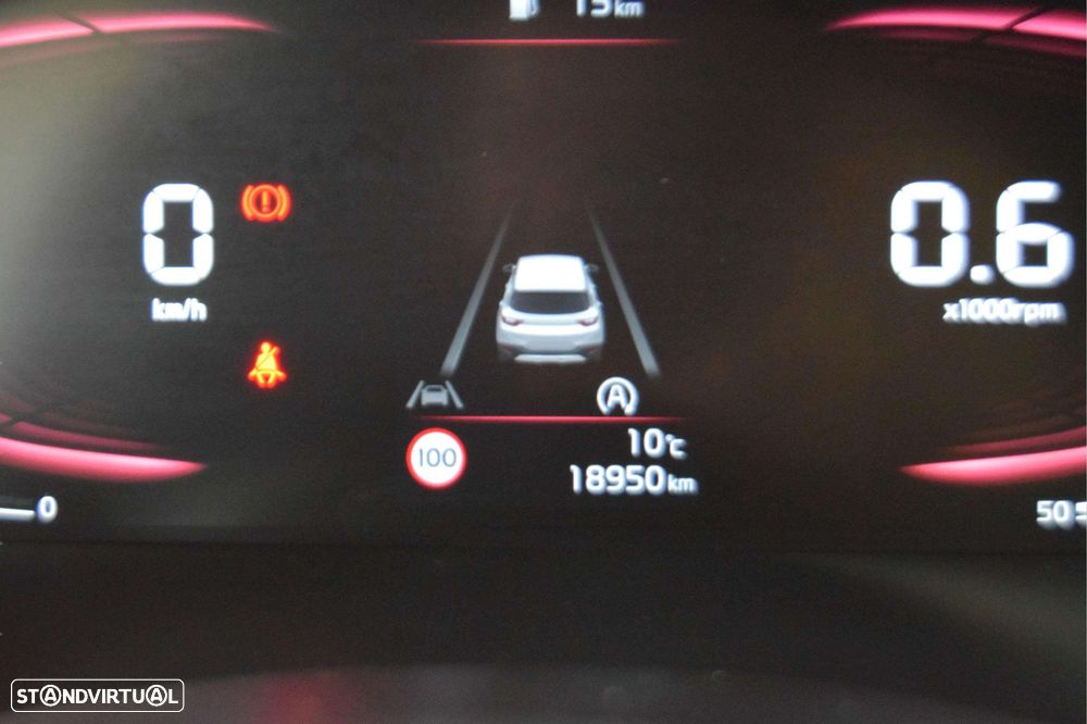 Kia Stonic 1.2 MPi Dynamic - 28