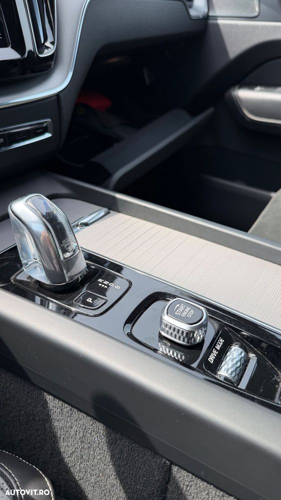 Volvo XC 60 T8 Twin Engine AWD Inscription - 25