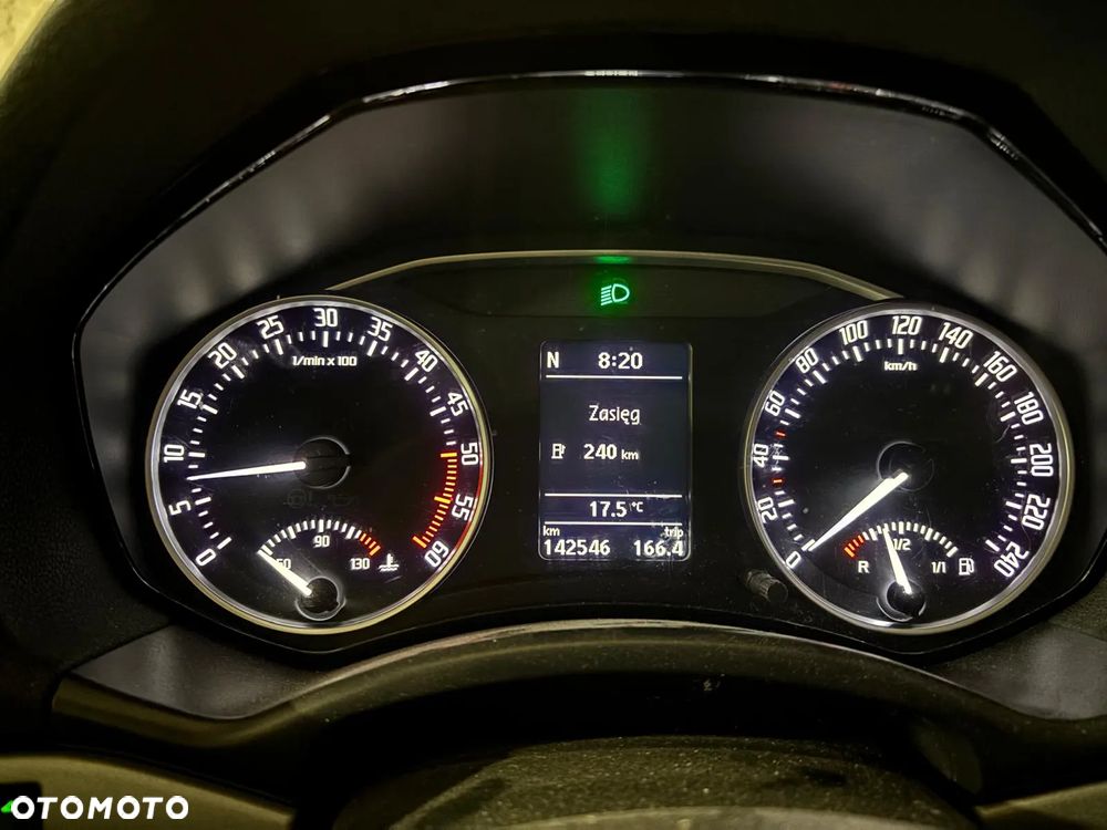 Skoda Octavia Combi 2.0 TDI Ambiente - 25