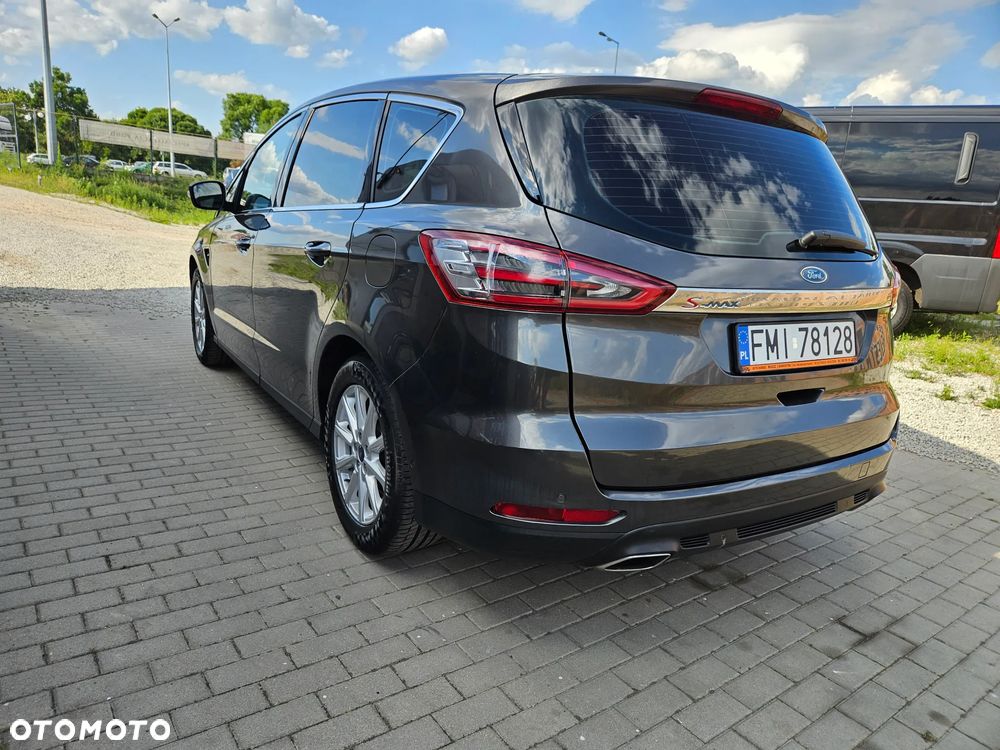 Ford S-Max 2.0 TDCi Titanium - 4