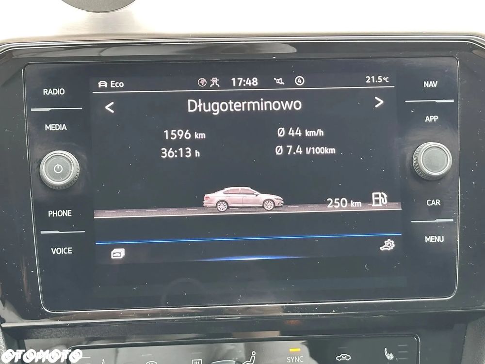 Volkswagen Passat 2.0 TDI 4Mot Elegance DSG - 18