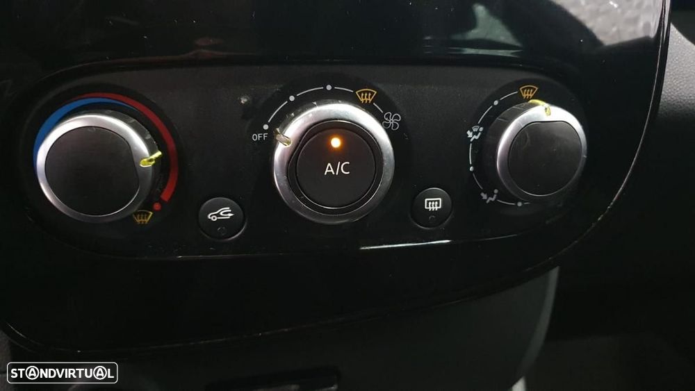 Renault Clio 0.9 TCe Limited - 15