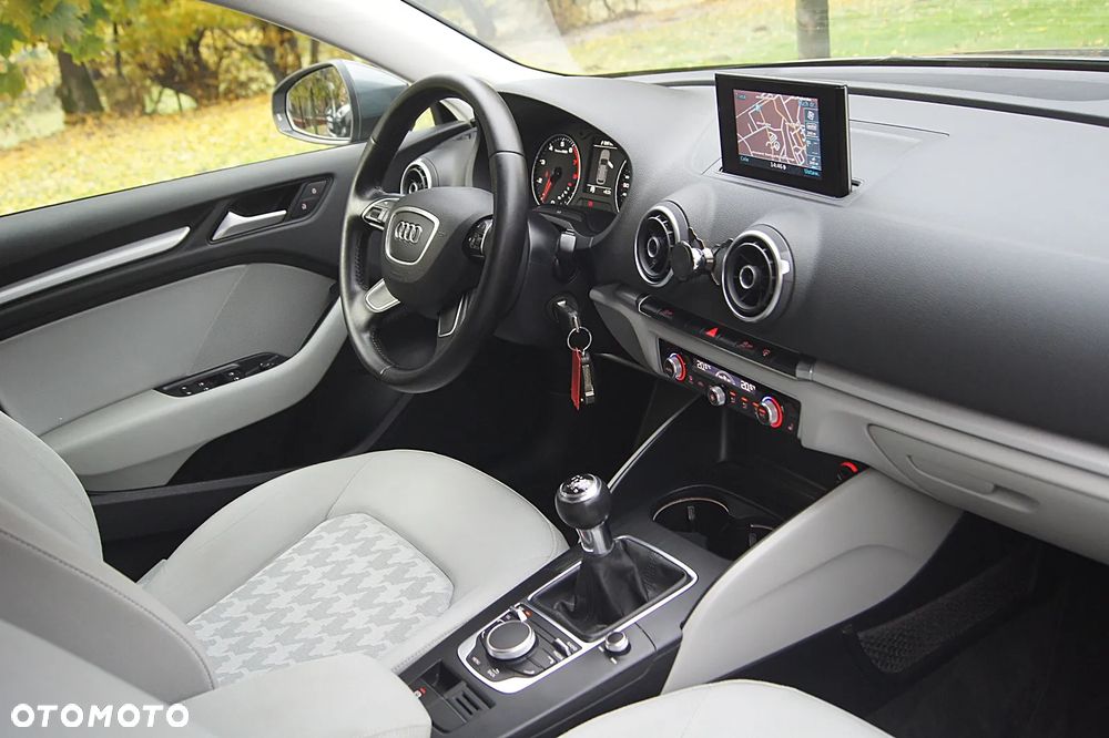 Audi A3 Sportback 1.4 TFSI Ambition - 37