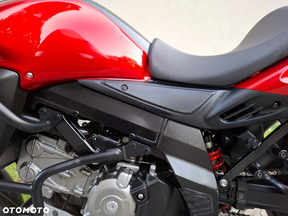 Suzuki V-STROM - 18