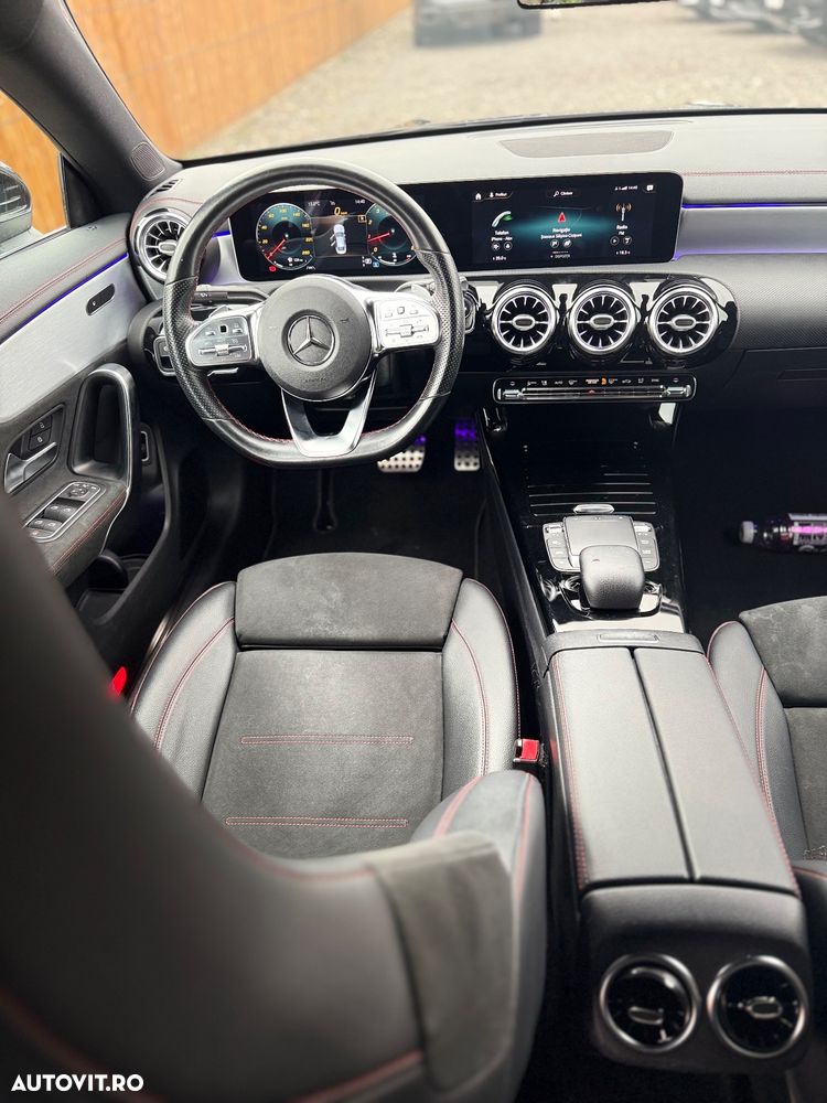 Mercedes-Benz CLA 180 7G-DCT AMG Line - 15