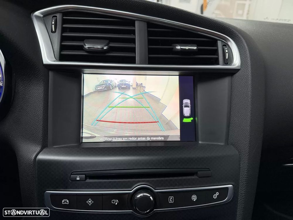 DS DS4 Crossback 1.6 BlueHDi So Chic J18 EAT6 - 24