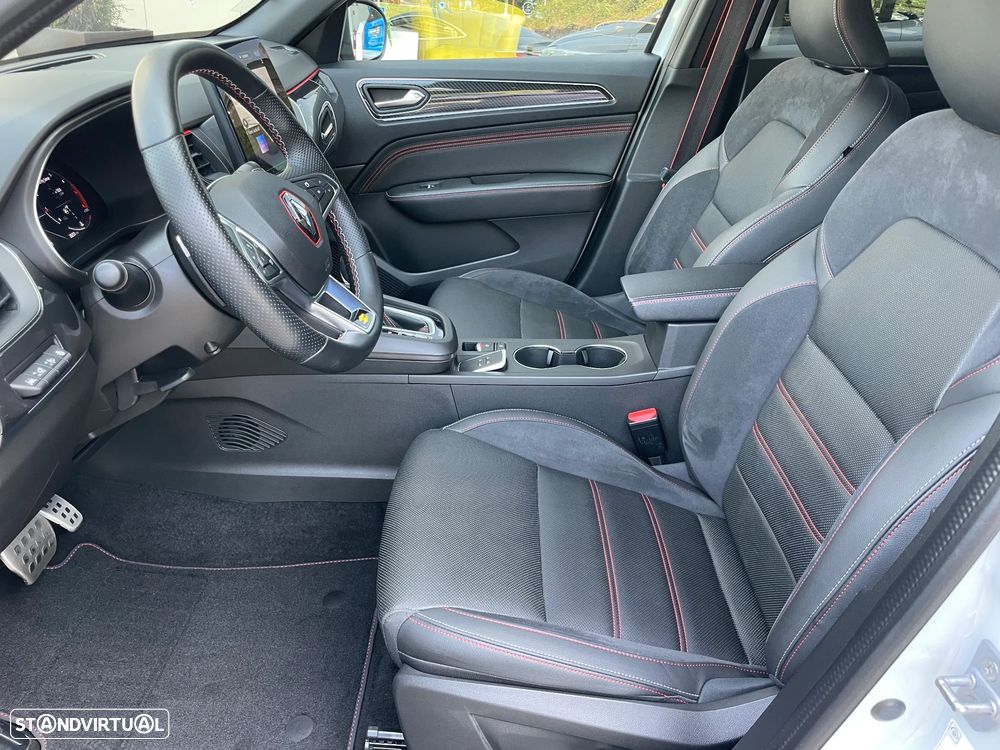 Renault Arkana 1.3 TCe R.S.Line EDC - 17