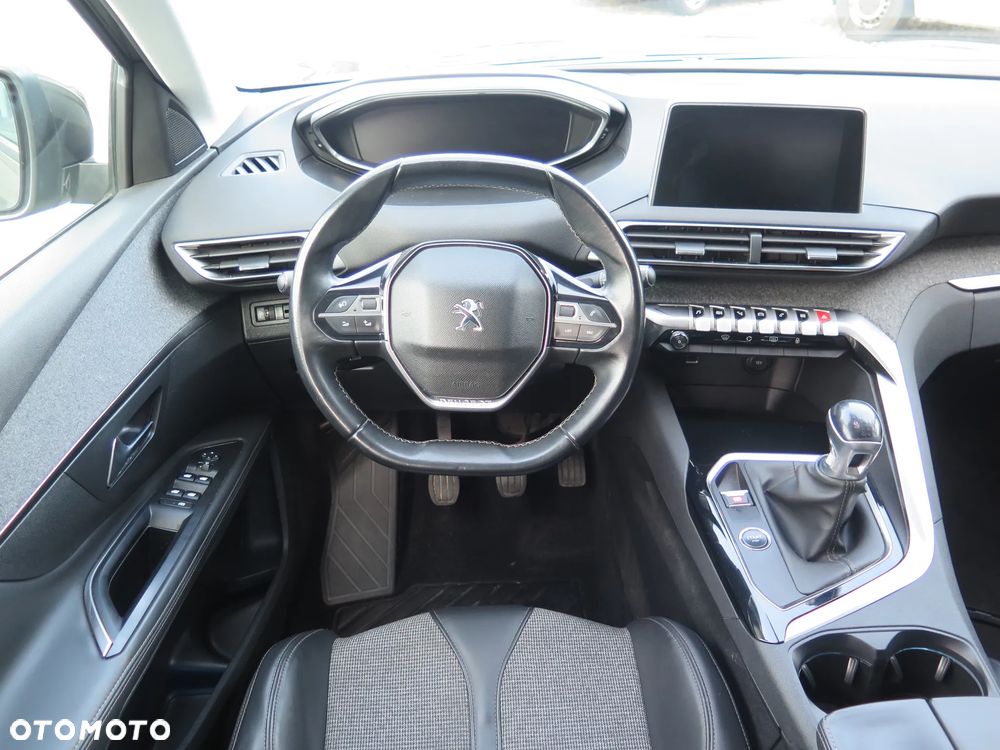 Peugeot 5008 1.5 BlueHDi Allure S&S - 14