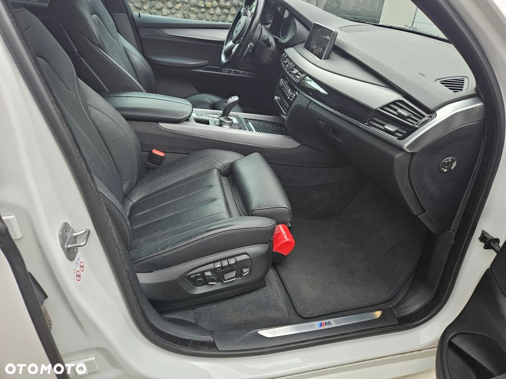 BMW X5 xDrive25d - 14