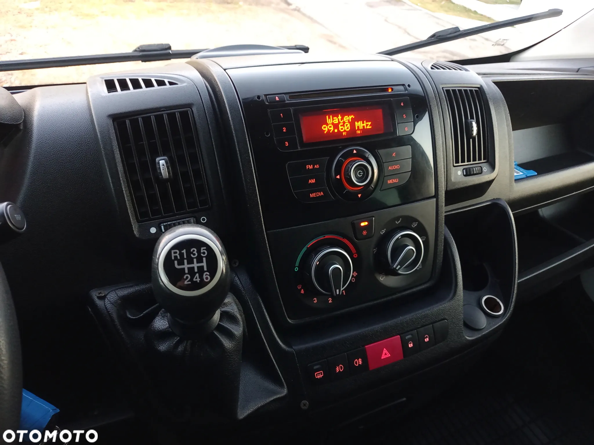 Peugeot BOXER 2.2HDI 130KM 7-Osob 2014 Brygadówka Tempomat  Klima Bagażnik - 10