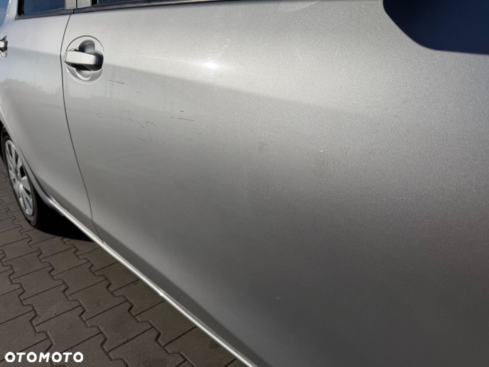 Toyota Yaris 1.4 D-4D Active - 8