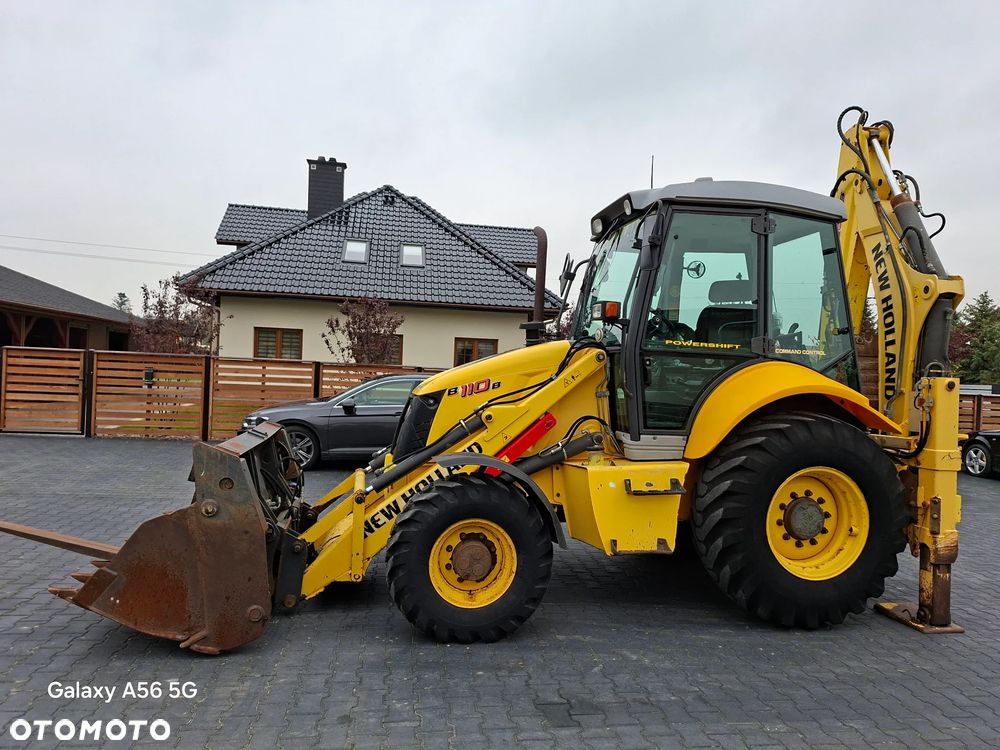 New Holland B110 B / Joystick / Koparko Ładowarka / - 1