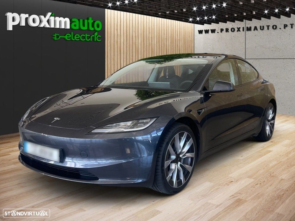 Tesla Model 3 Tração Traseira Standard - 1