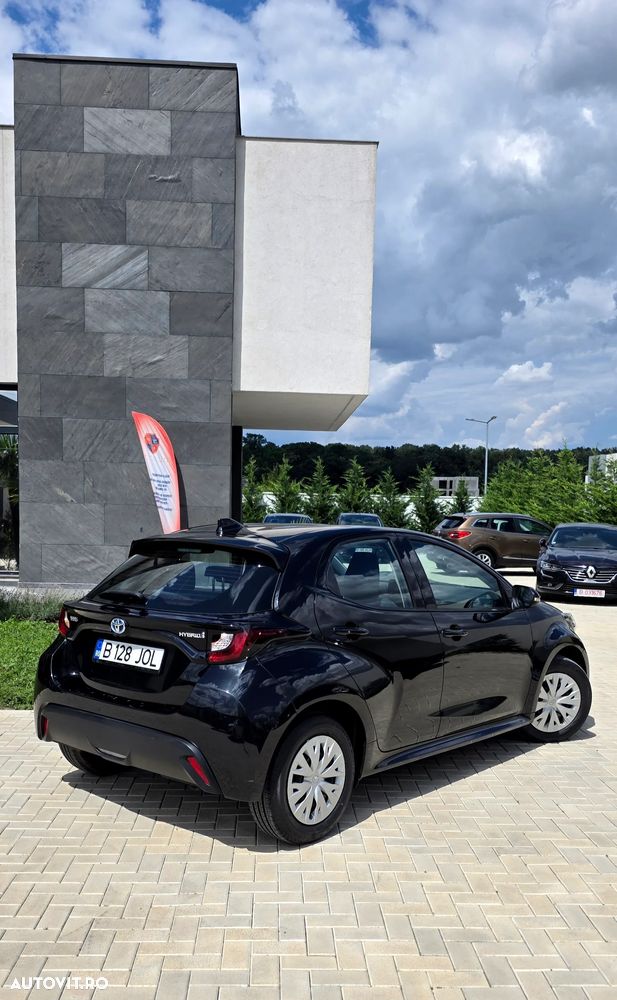 Toyota Yaris 1.5 VVT-i HSD Exclusive Style - 10