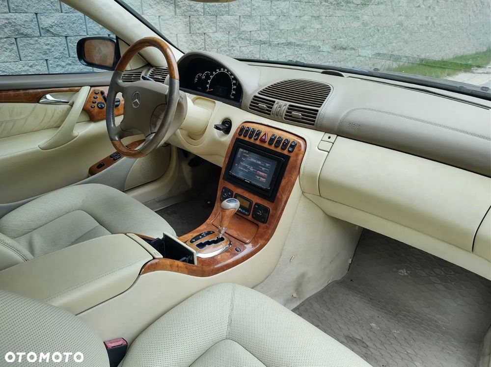 Mercedes-Benz CL 500 - 8