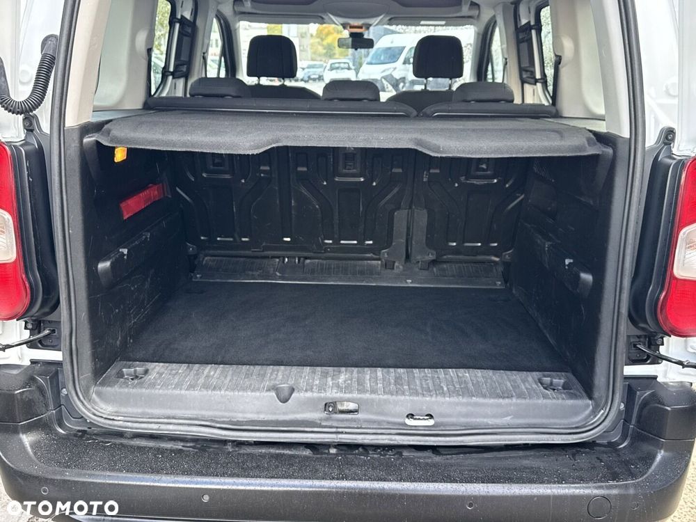 Toyota Proace City Verso 1.5 D-4D Combi - 16