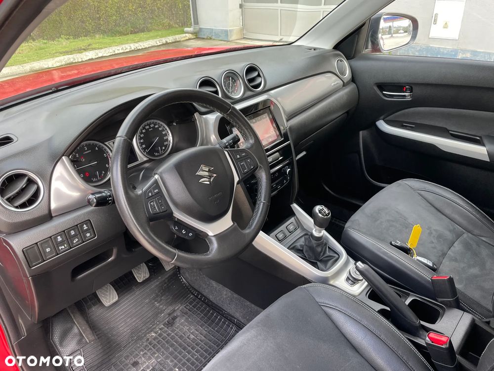 Suzuki Vitara 1.6 DDiS (4x4) Allgrip Comfort - 16