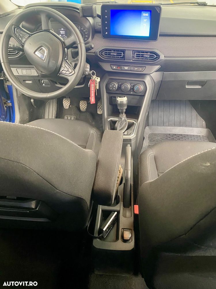 Dacia Logan TCe 90 MT6 Comfort - 9