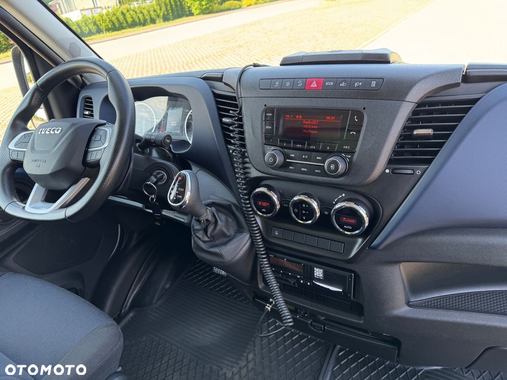 Iveco Daily‼️72C18‼️2021r 3.0 HI-MATIC Chłodnia/Mroźnia zakres -32C THERMO KING V-500 MAX Źródło Zasilania 400V Grube Ściany/Podłoga Przegroda komorowa‼️ Full LED na bliźniaku Salon Polska DMC7200kg - 16