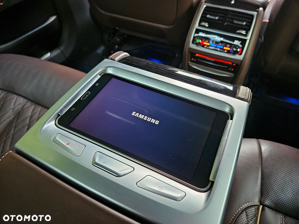 BMW Seria 7 740Ld xDrive mHEV - 30