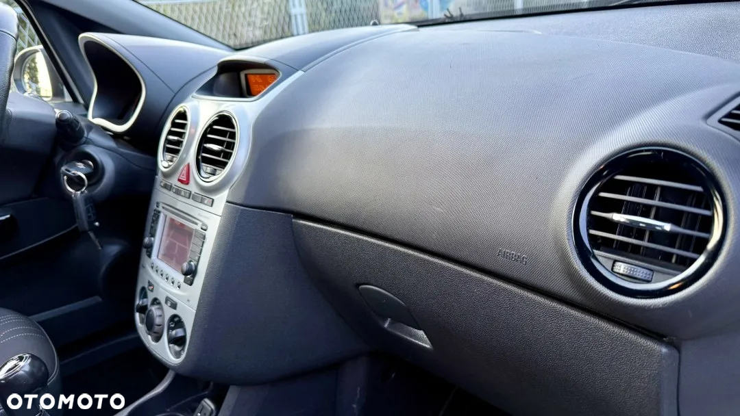 Opel Corsa 1.4 16V EcoFLEX Start-Stop Innovation - 30