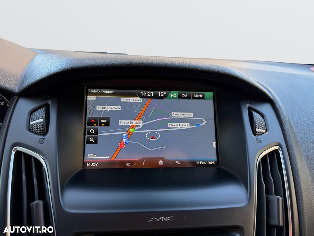 Ford Focus 1.5 TDCi DPF Start-Stopp-System Business - 9