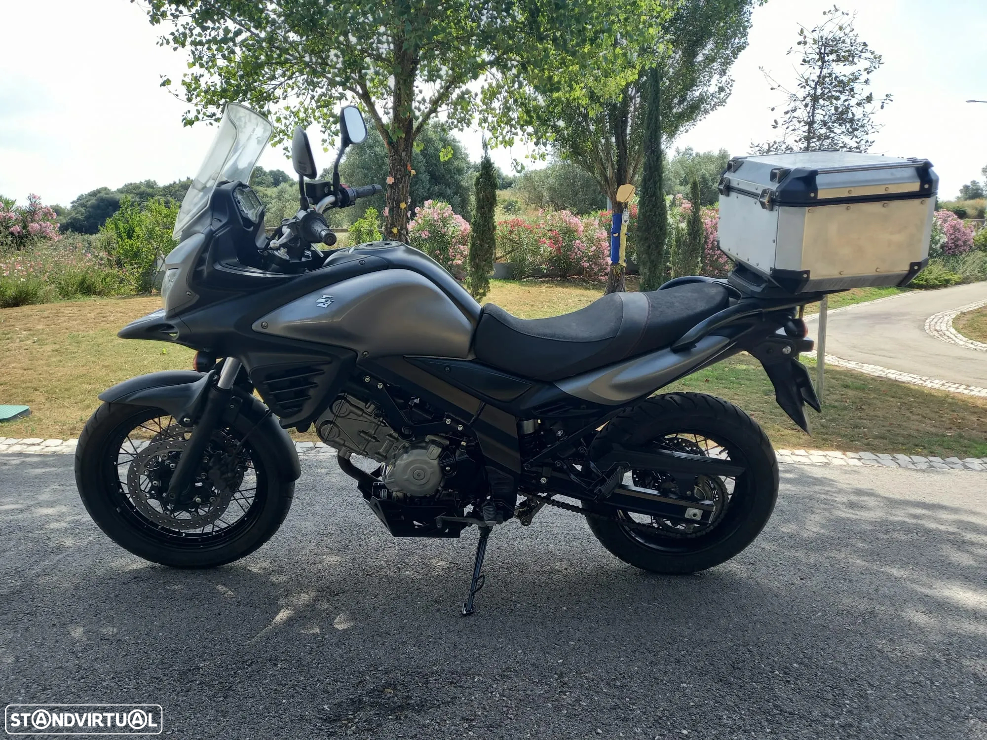 Suzuki DL 650  Possível Financiamento - 6