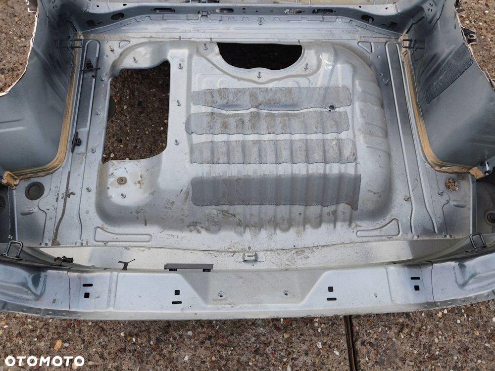 CUPRA FORMENTOR PAS TYLNY WANNA HYBRYDA - 2