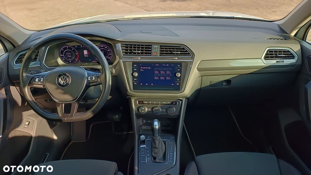 Volkswagen Tiguan - 20
