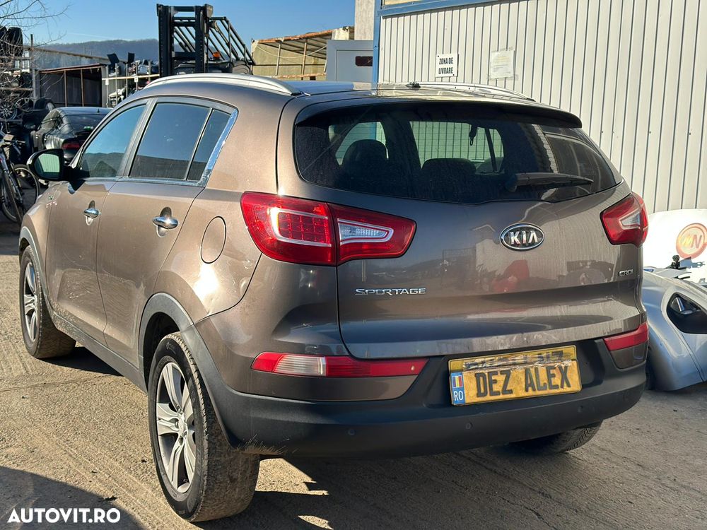 Dezmembrari Kia Sportage 2.0 CRDi - 4