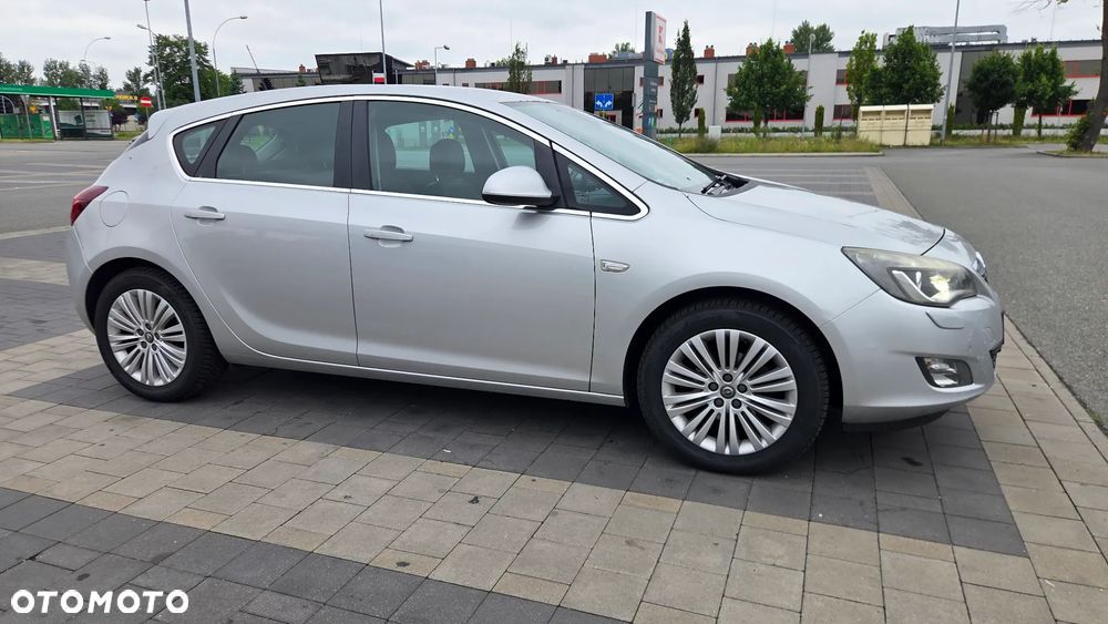 Opel Astra 1.4 T Cosmo - 6