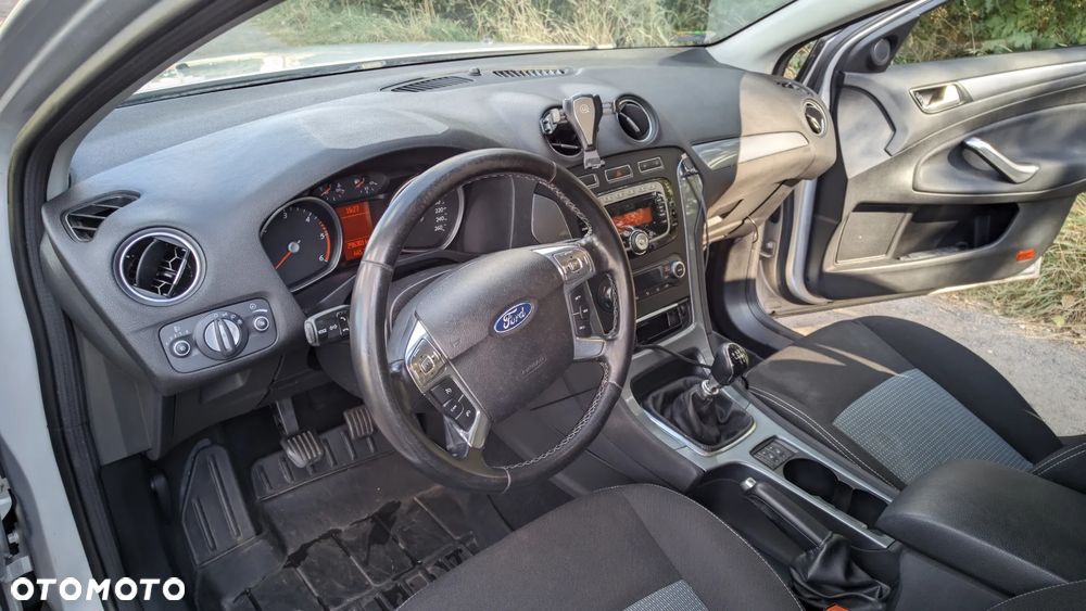 Ford Mondeo Turnier 2.0 TDCi Trend - 16