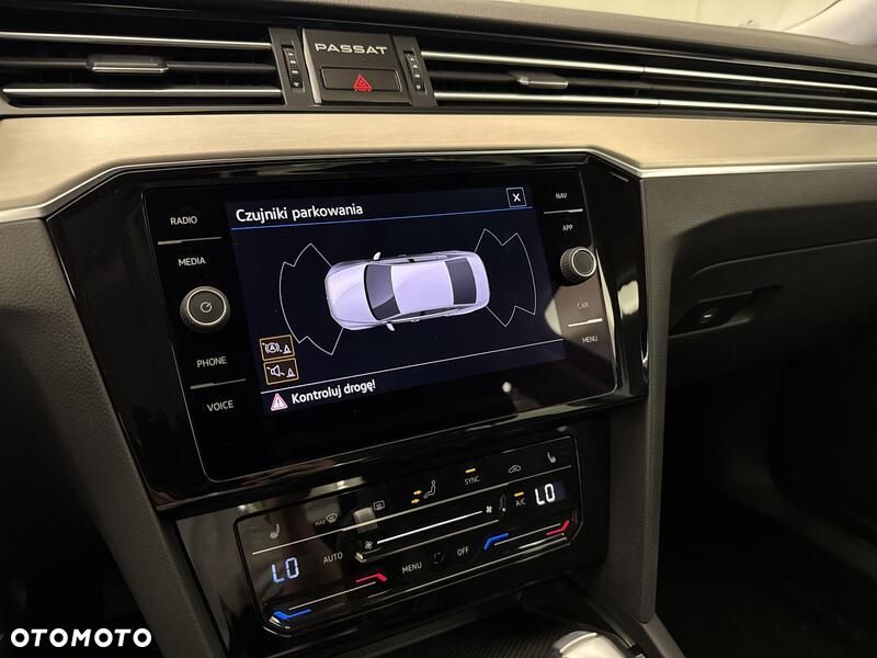 Volkswagen Passat 1.5 TSI EVO Elegance DSG - 17