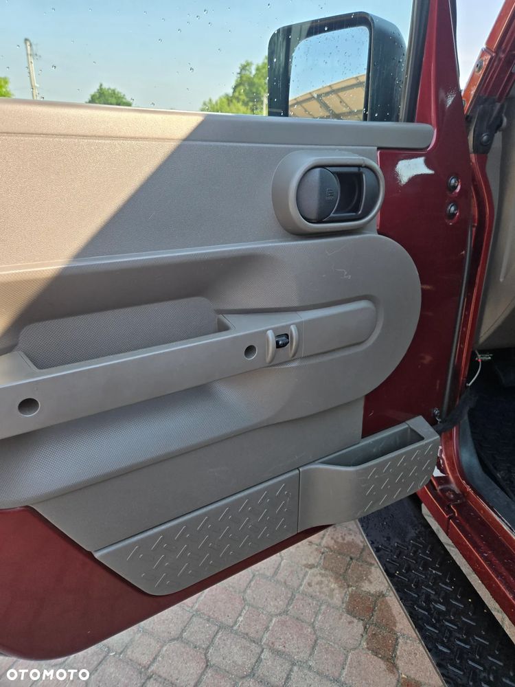 Jeep Wrangler Unlimited 3.8 Automatik Sahara - 13