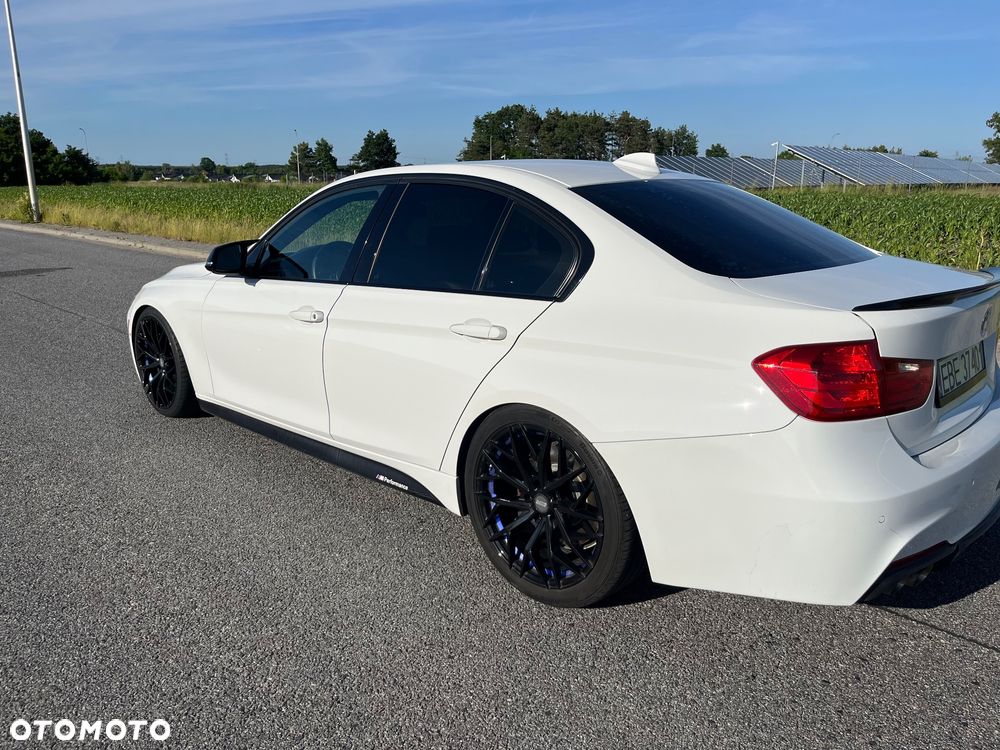 BMW Seria 3 335i - 3