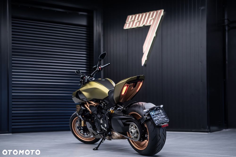 Ducati Diavel - 2