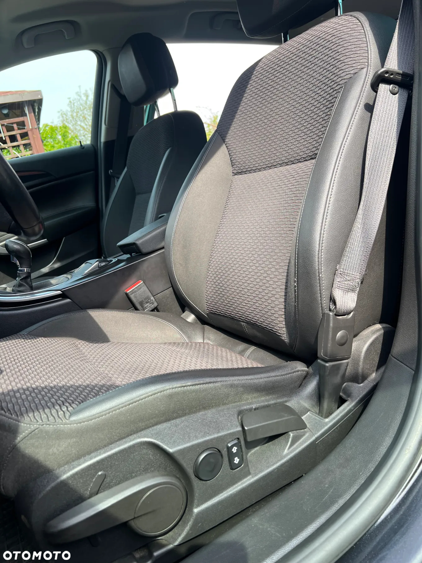 Opel Insignia 2.0 CDTI Cosmo S&S - 26