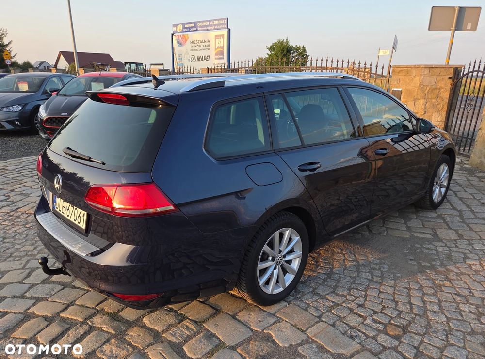Volkswagen Golf 2.0 TDI BlueMotion Technology Lounge - 18