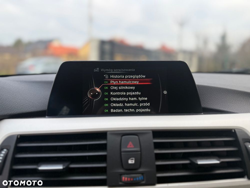 BMW Seria 3 320d - 17