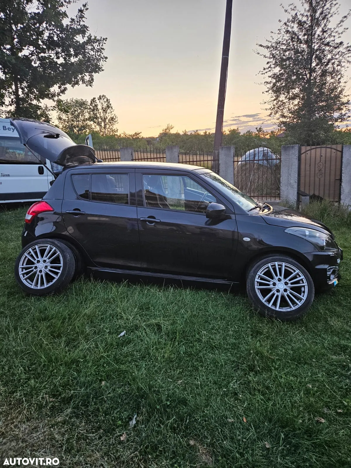 Suzuki Swift 1.6 Sport - 28