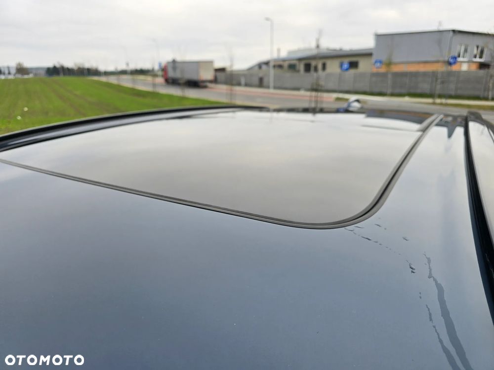 Volvo XC 60 T6 Plug-In Hybrid AWD Plus Dark - 38