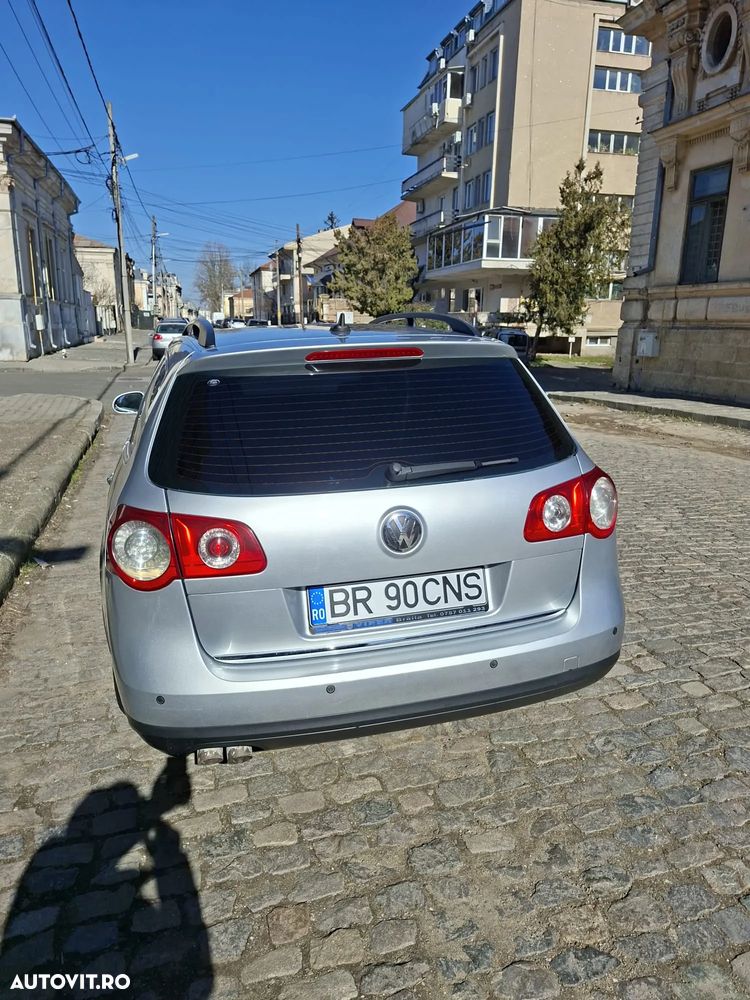 Volkswagen Passat 2.0 TDI DPF DSG Comfortline - 3