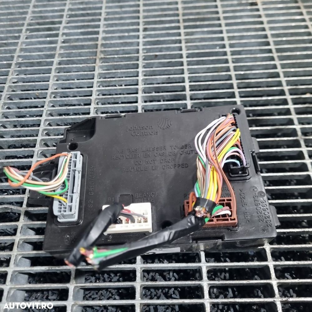 Modul Renault Captur 2013 - 2017 (1513) 284B11511R - 2