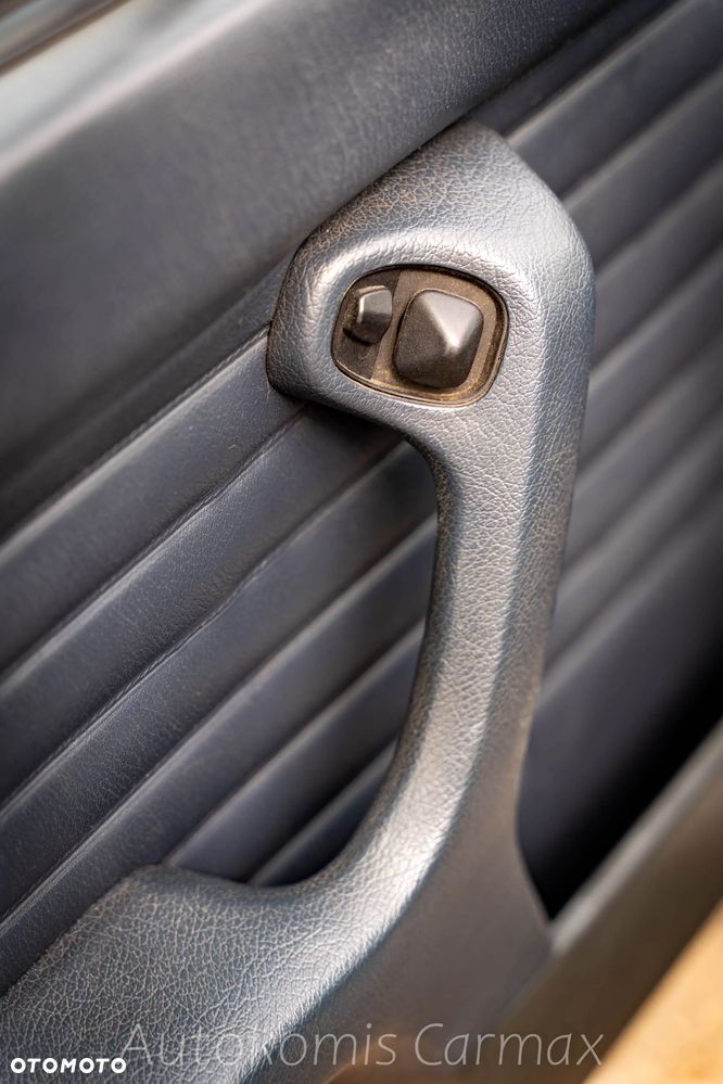 BMW Seria 3 - 26