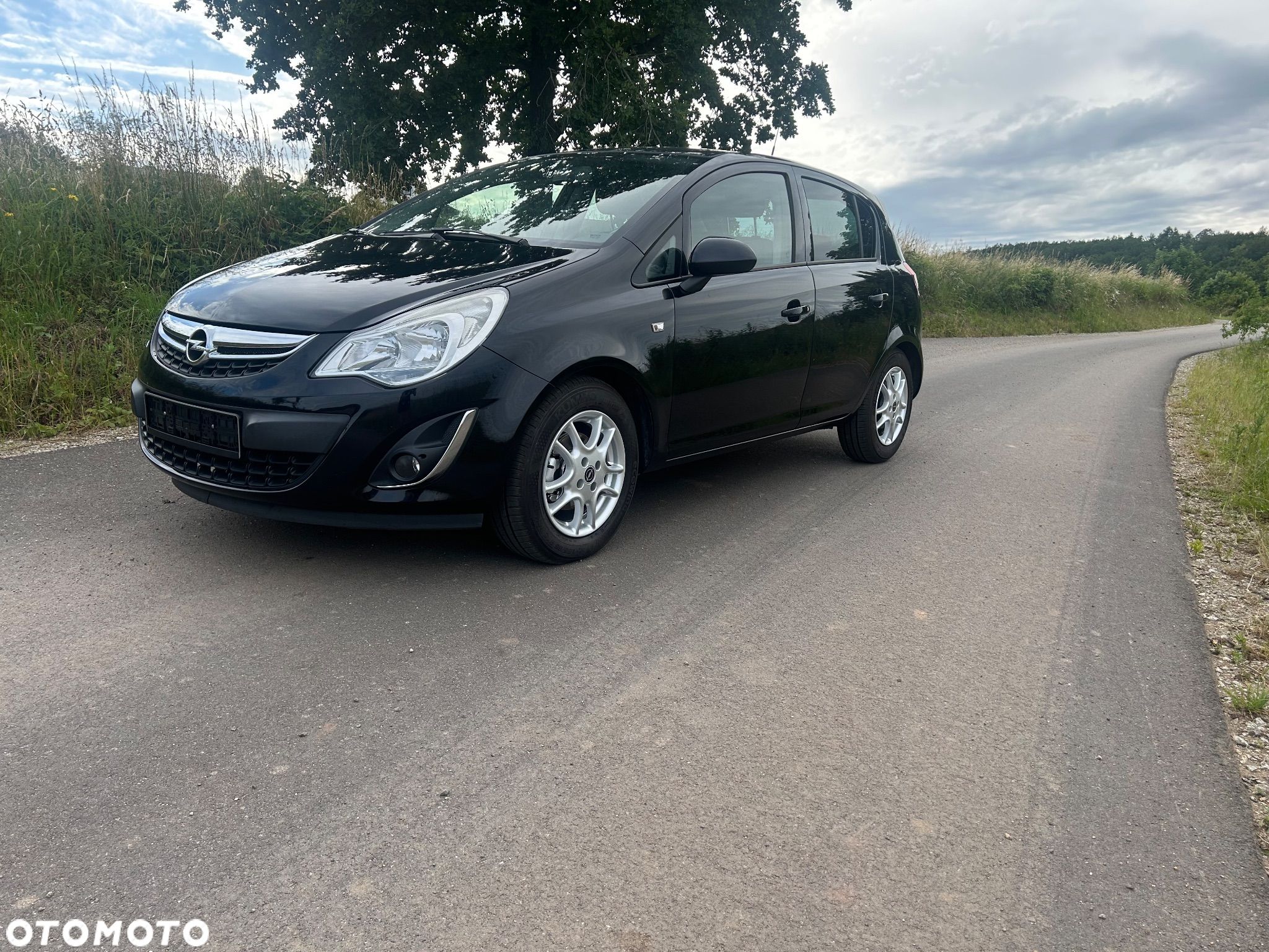 Opel Corsa 1.4 16V Active - 1