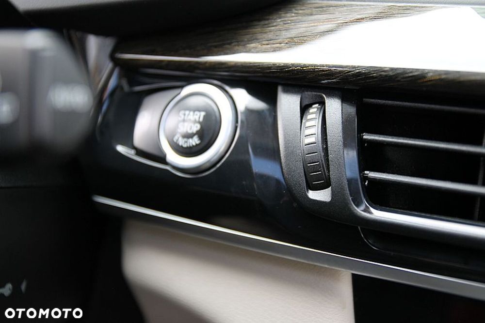 BMW X5 xDrive30d - 31