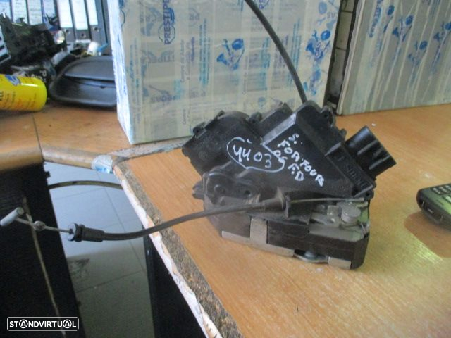 Fecho A4547200235 SMART FORFOUR 2006 FD 4 PINOS - 4
