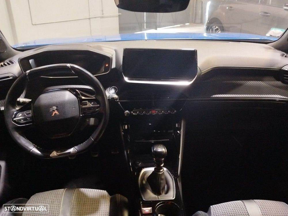 Peugeot 2008 1.2 PureTech GT - 8