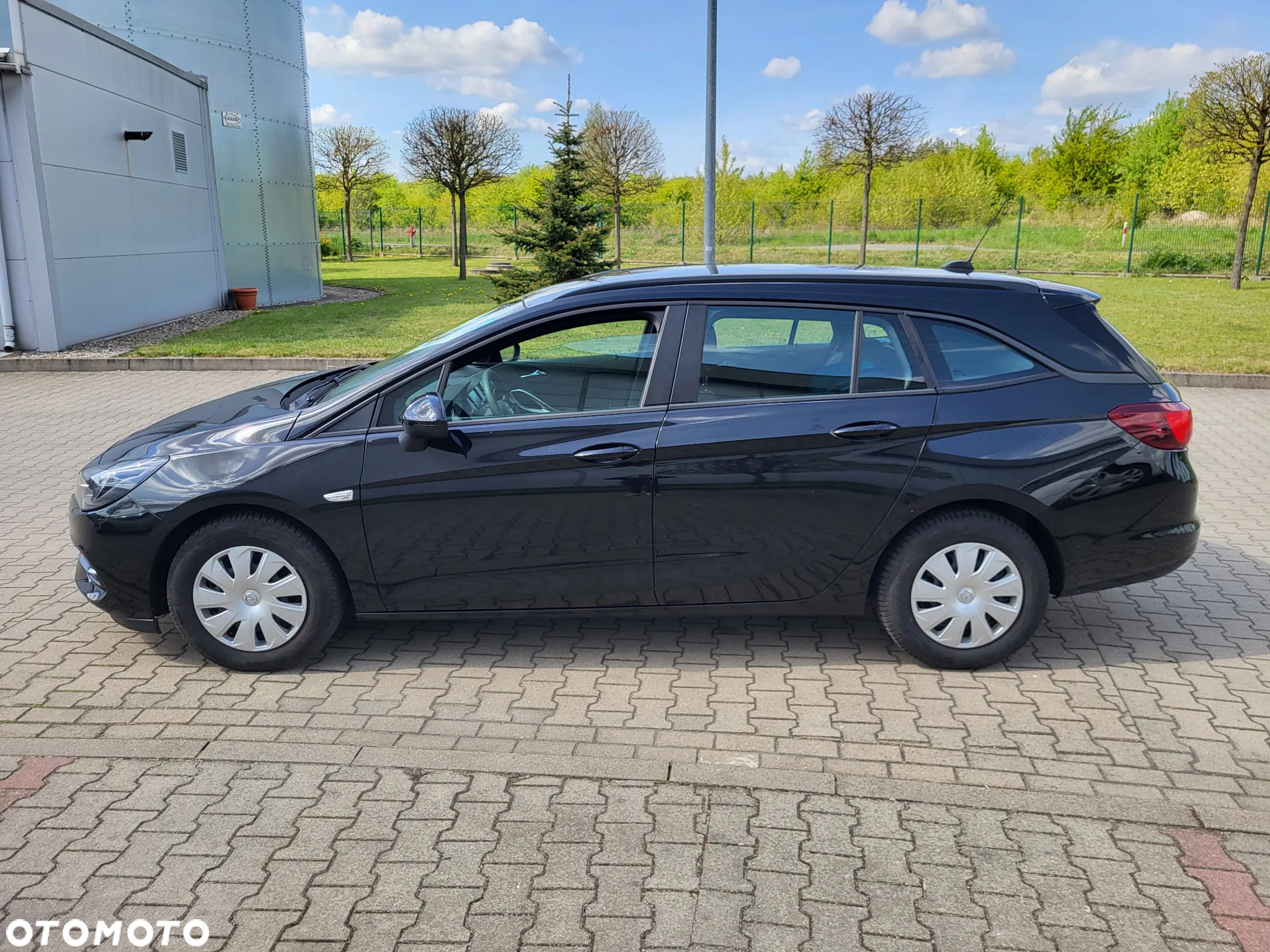 Opel Astra 1.5 D Start/Stop Sports Tourer Business Edition - 10