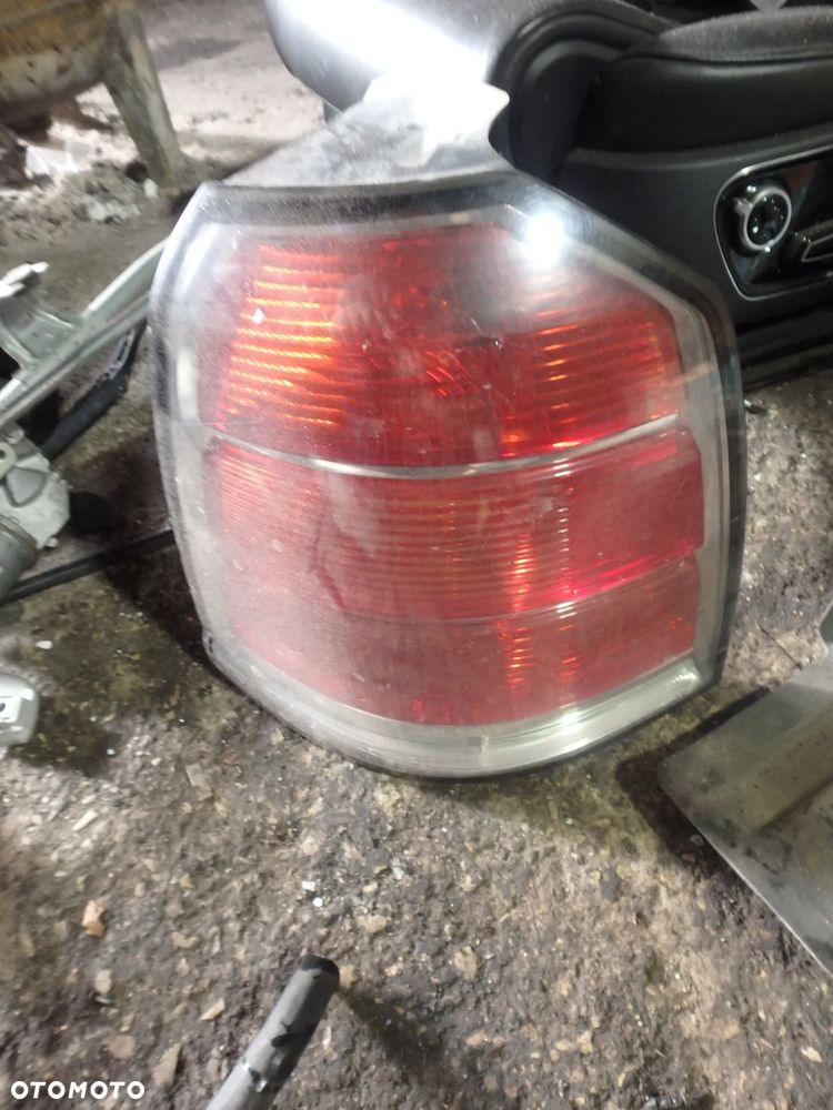 Lampa lewa tylna Opel Zafira b - 1